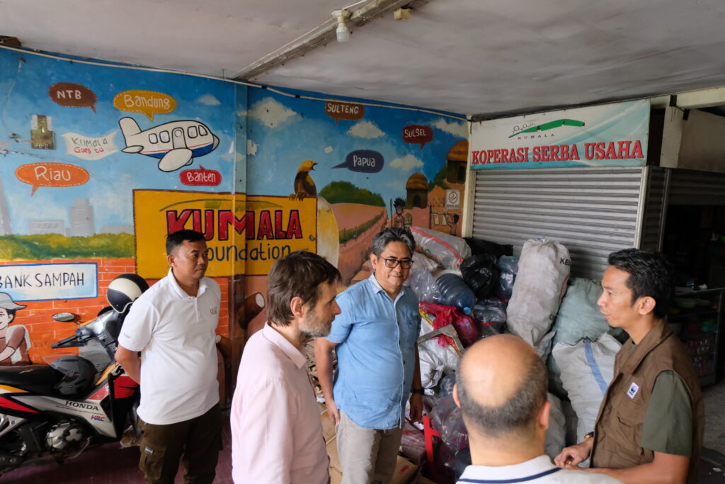 Kumala Waste Bank in Jakarta, one of the Plastic Smart Cities Partner in Indonesia